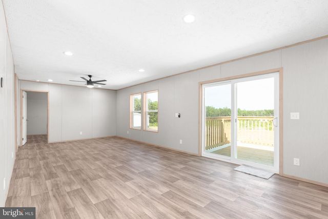 309 MOOREFIELD RD, Mineral, VA 23117