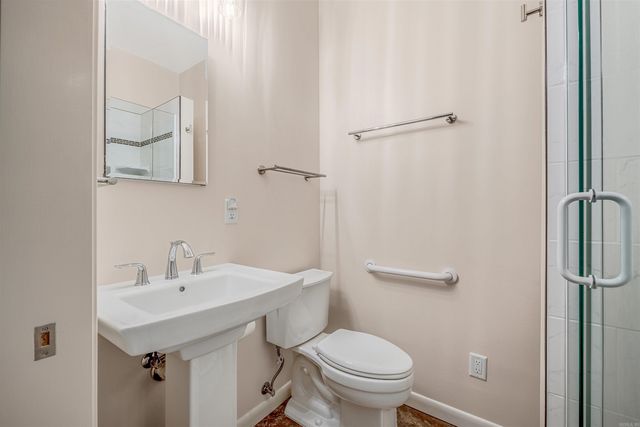 17 BREEZEWOOD Cove, Maumelle, AR 72113