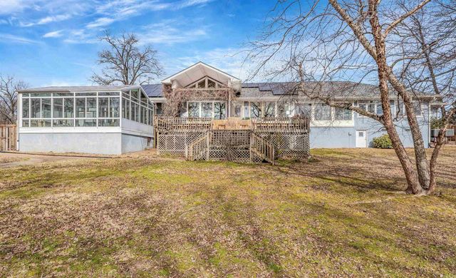 17 BREEZEWOOD Cove, Maumelle, AR 72113