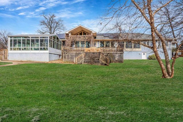 17 BREEZEWOOD Cove, Maumelle, AR 72113