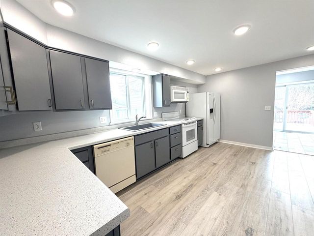 315 E Lacrosse Street, Tomah, WI 54660