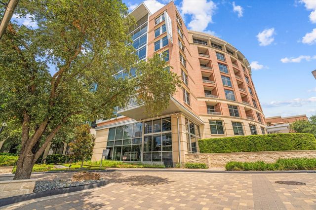 1901 Post Oak Boulevard 104, Houston, TX 77056