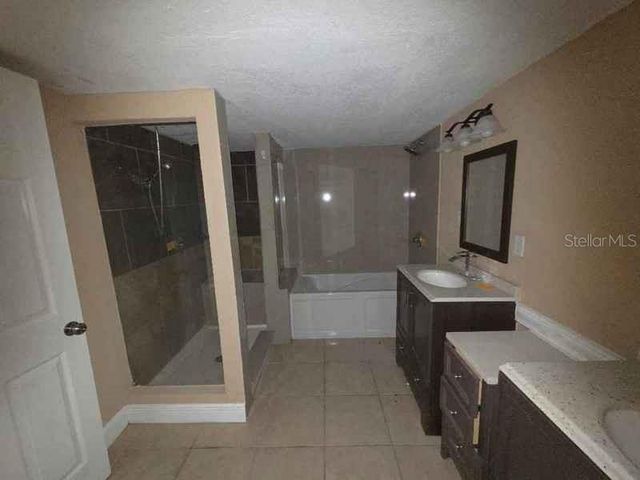 7619 SUMMERTREE LANE, New Port Richey, FL 34653