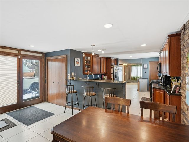 12126 Centralia, Redford, MI 48239