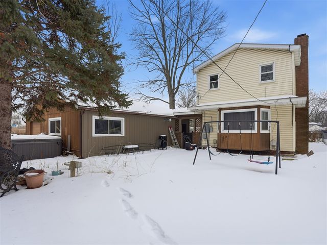 12126 Centralia, Redford, MI 48239