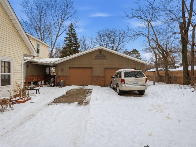 12126 Centralia, Redford, MI 48239