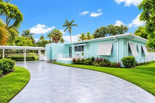 405 NE 150th Street, Miami, FL 33161
