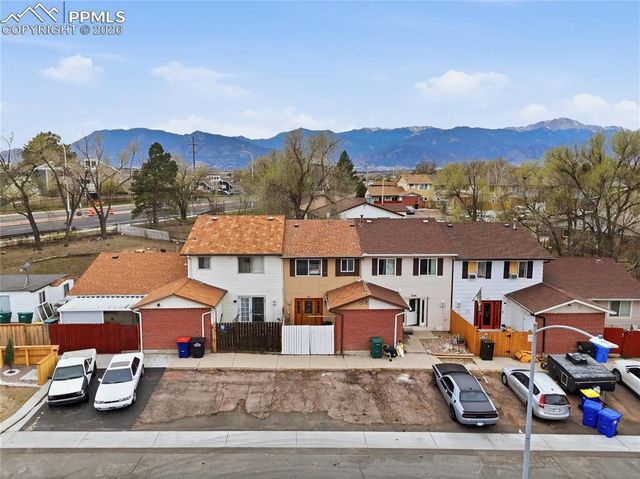 336 Robbins Mill Place, Colorado Springs, CO 80910