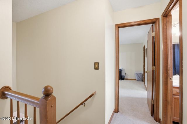 501 Eileen Ct, Vine Grove, KY 40175