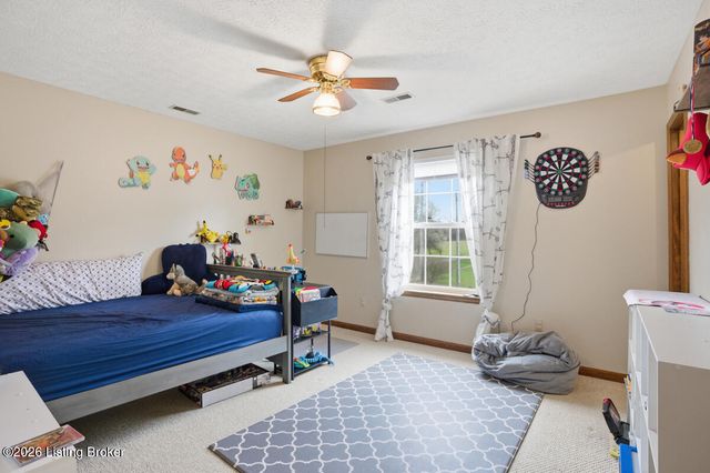 501 Eileen Ct, Vine Grove, KY 40175