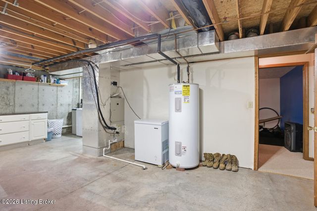 501 Eileen Ct, Vine Grove, KY 40175