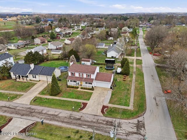 501 Eileen Ct, Vine Grove, KY 40175