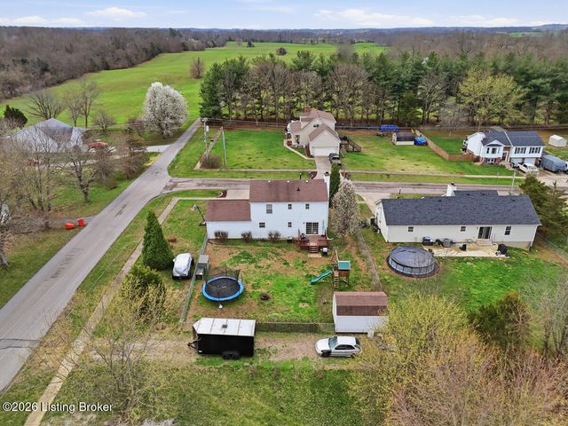 501 Eileen Ct, Vine Grove, KY 40175