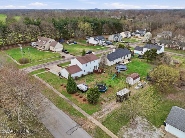 501 Eileen Ct, Vine Grove, KY 40175