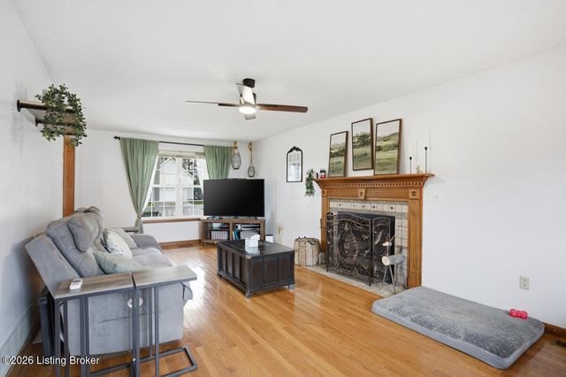 501 Eileen Ct, Vine Grove, KY 40175