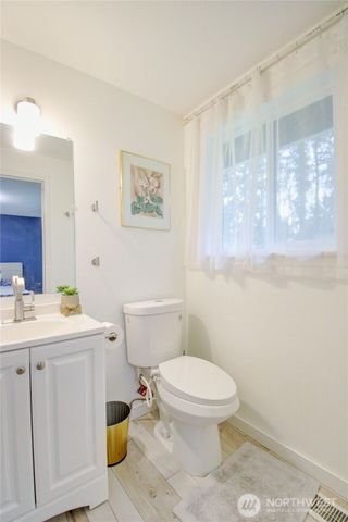 803 Lucas Drive, Sedro Woolley, WA 98284