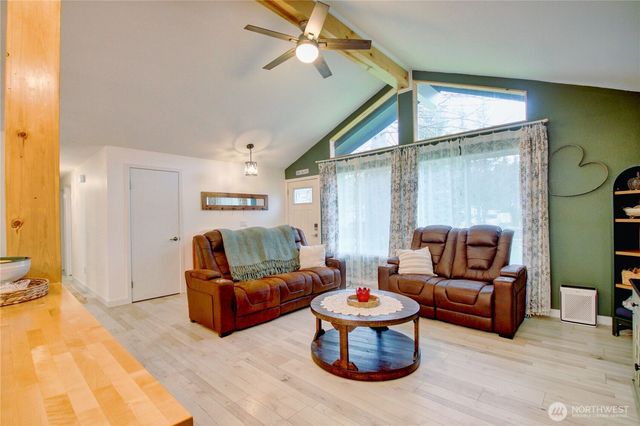 803 Lucas Drive, Sedro Woolley, WA 98284