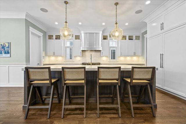 1119 Forest Avenue, Wilmette, IL 60091