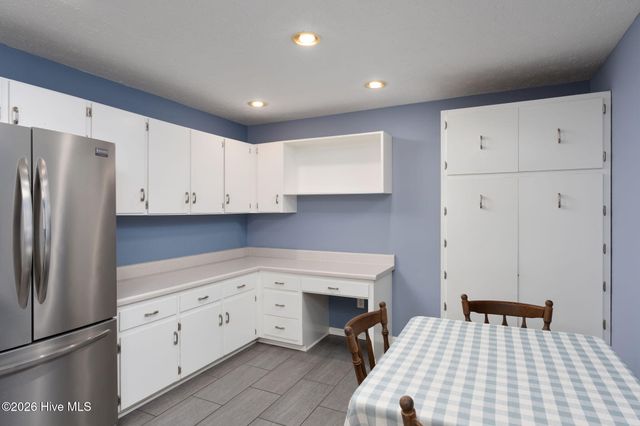 1966 Kings Landing Road, Hampstead, NC 28443