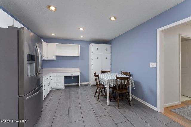 1966 Kings Landing Road, Hampstead, NC 28443