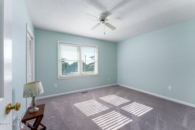 1966 Kings Landing Road, Hampstead, NC 28443