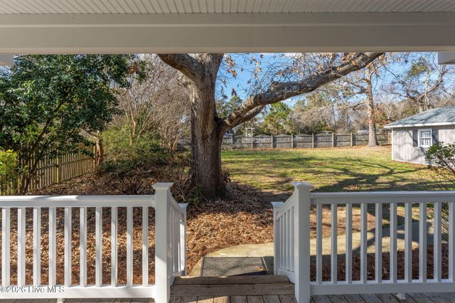 1966 Kings Landing Road, Hampstead, NC 28443