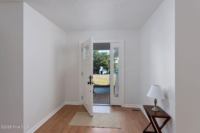 1966 Kings Landing Road, Hampstead, NC 28443