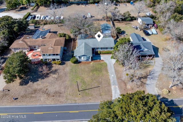 1966 Kings Landing Road, Hampstead, NC 28443