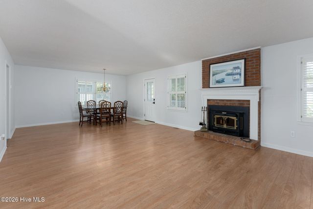 1966 Kings Landing Road, Hampstead, NC 28443