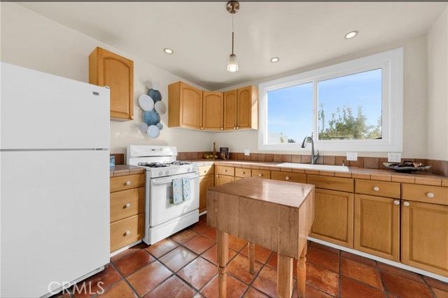 904 Solano, Albany, CA 94706