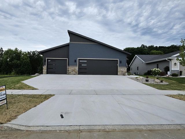 3800 Huntington Avenue, Janesville, WI 53546