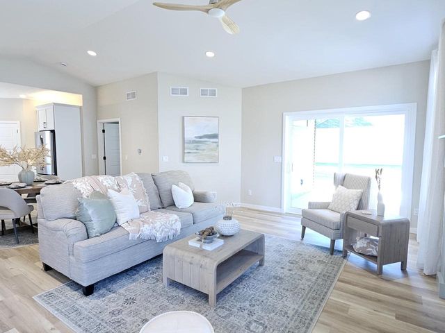 3800 Huntington Avenue, Janesville, WI 53546