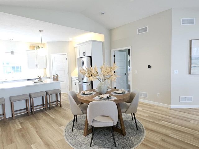 3800 Huntington Avenue, Janesville, WI 53546