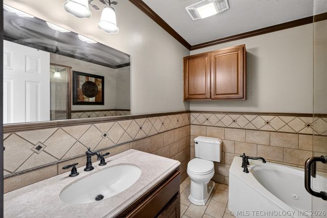 14080 S 356th East Avenue, Coweta, OK 74429