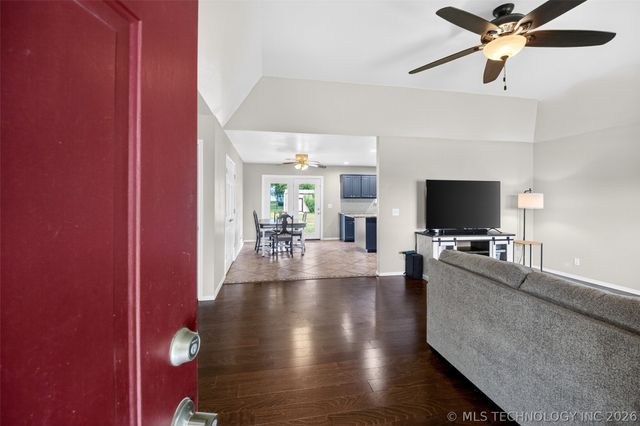 14080 S 356th East Avenue, Coweta, OK 74429