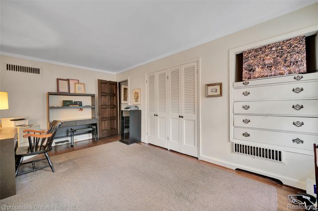 19635 Shrewsbury Road, Detroit, MI 48221