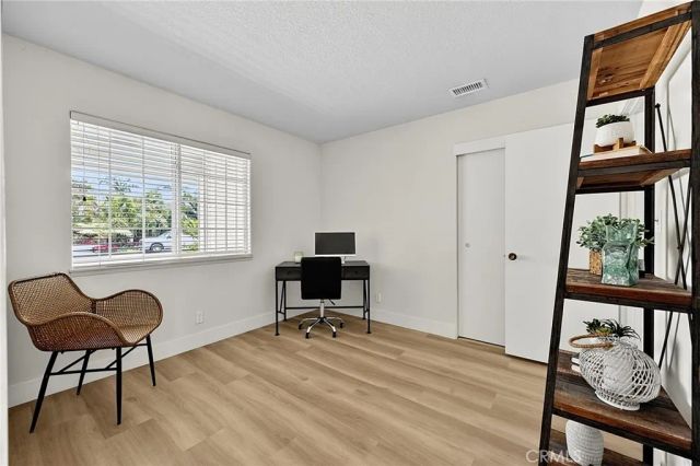 19541 Hartsdale, Huntington Beach, CA 92646