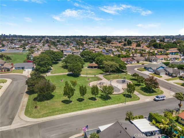 19541 Hartsdale, Huntington Beach, CA 92646