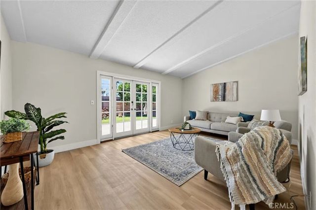 19541 Hartsdale, Huntington Beach, CA 92646