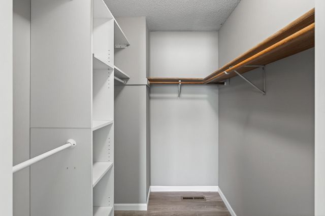 13995 Brunswick Avenue S, Savage, MN 55378