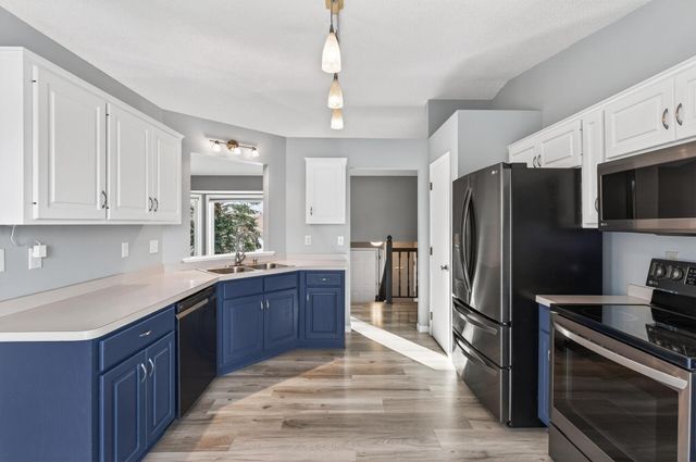 13995 Brunswick Avenue S, Savage, MN 55378