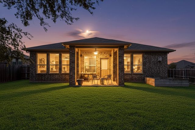 741 Redding Drive, Saginaw, TX 76131