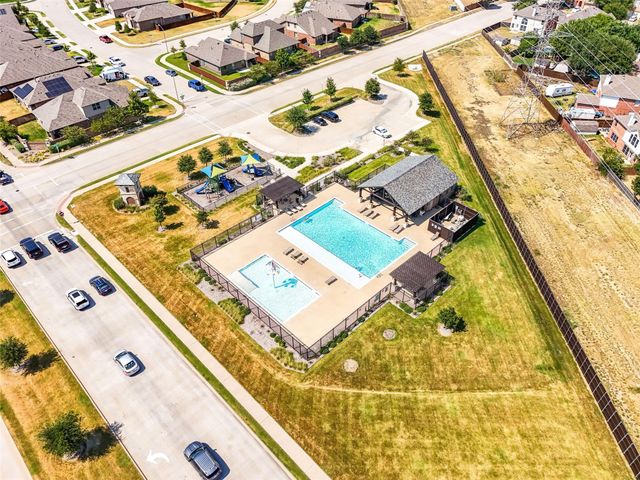 741 Redding Drive, Saginaw, TX 76131