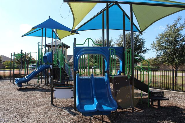 741 Redding Drive, Saginaw, TX 76131