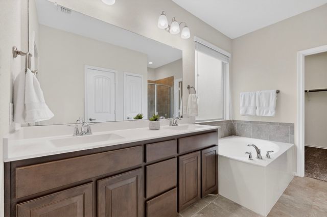 741 Redding Drive, Saginaw, TX 76131