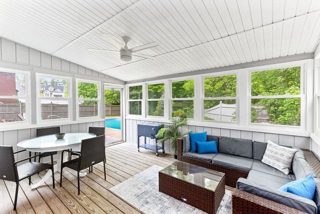 10 Forrest Rd, Walpole, MA 02081