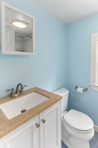 10 Forrest Rd, Walpole, MA 02081