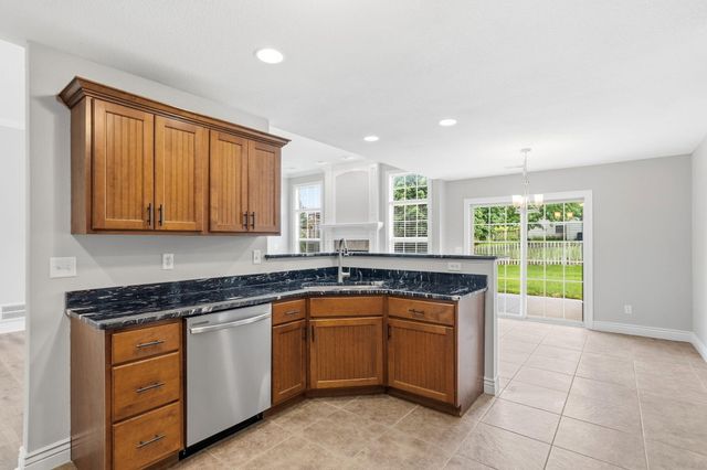 3002 BALLARD MILL DR, Columbia, MO 65203