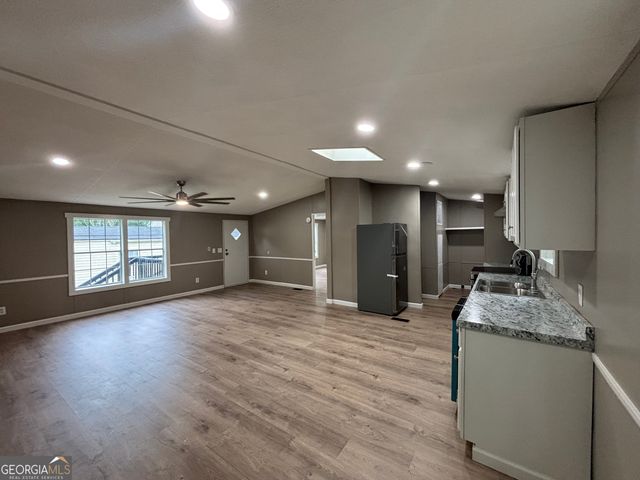 225 Stratford Drive, Hampton, GA 30228