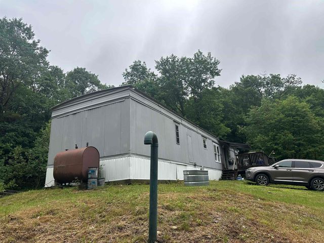 196 Route 10, Marlow, NH 03456